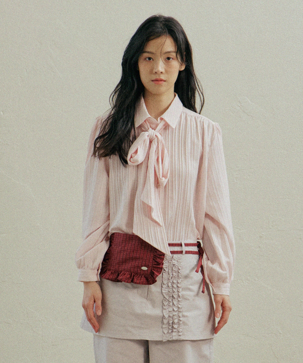 hokuspokus-ss-25-long-tie-shirt_pink