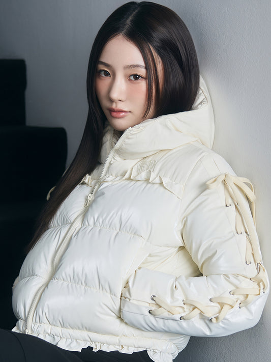 luv-is-true-fw-24-(worn-by-lee-yoojung)-am-ribbon-frill-puffer-jacket(ivory)