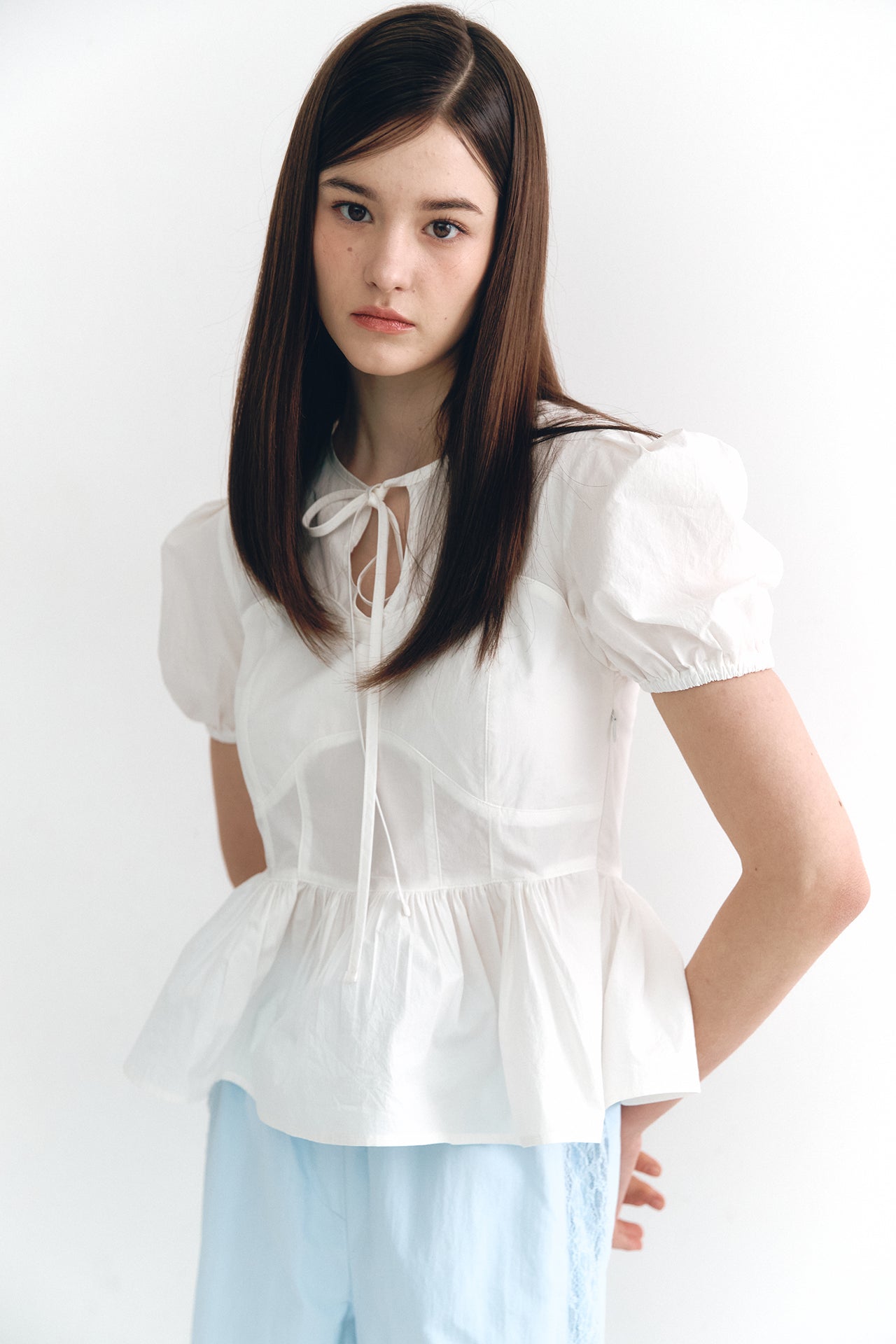 moilly-ss-25-puff-short-sleeve-blouse-white