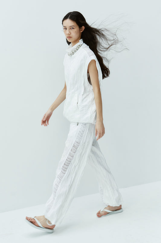 gimmetheyoung-ss-25-g_sheer-shirring-texture-pants-/-white