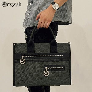 itsyeah-seasonless-notetotebag-15inch-greysilver-black-strap