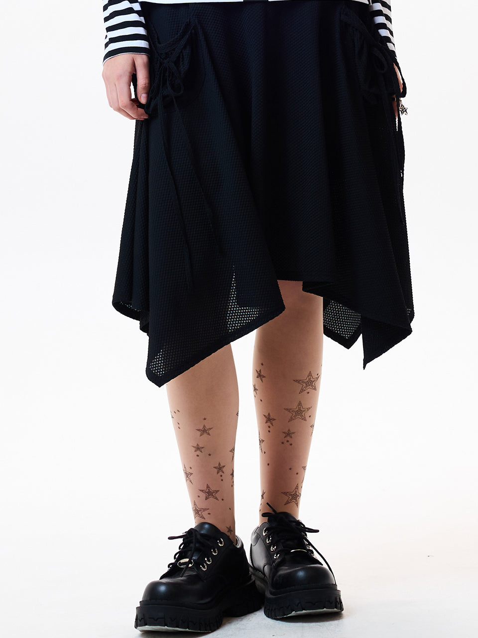 luv-is-true-ss-25-im-layered-midi-skirt(black)