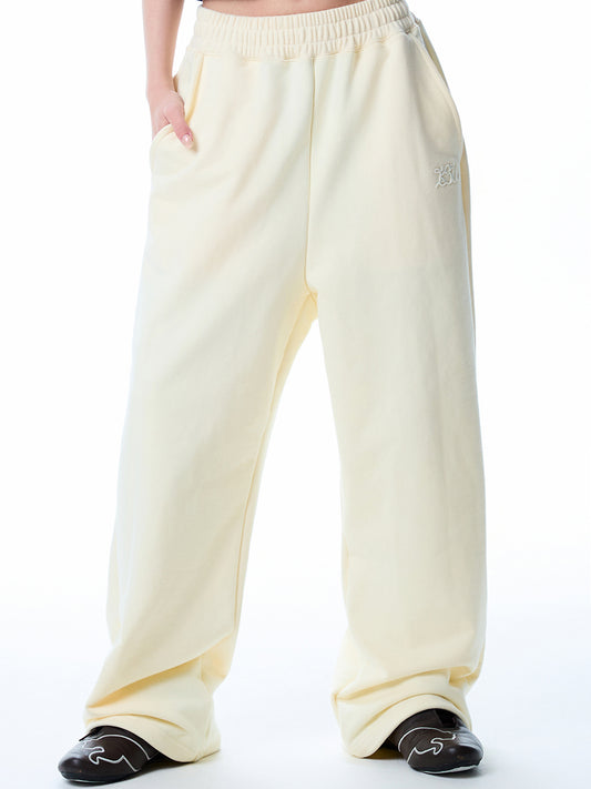 luv-is-true-ss-25-basic-iloveu-traning-pants(cream)