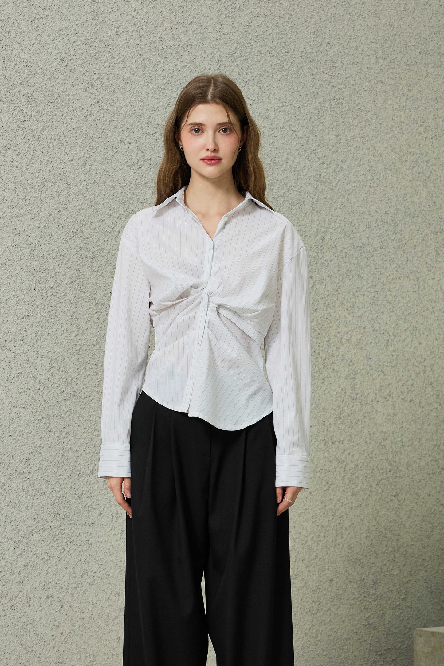 ari-ss-25-celina-slim-fit-stripe-twisted-shirt-/-white