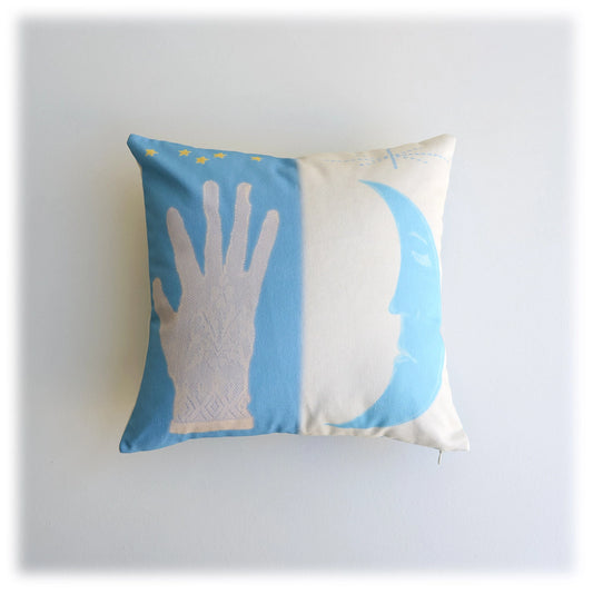 suh-suh-ss-25-glove-&-moon-cushion-cover