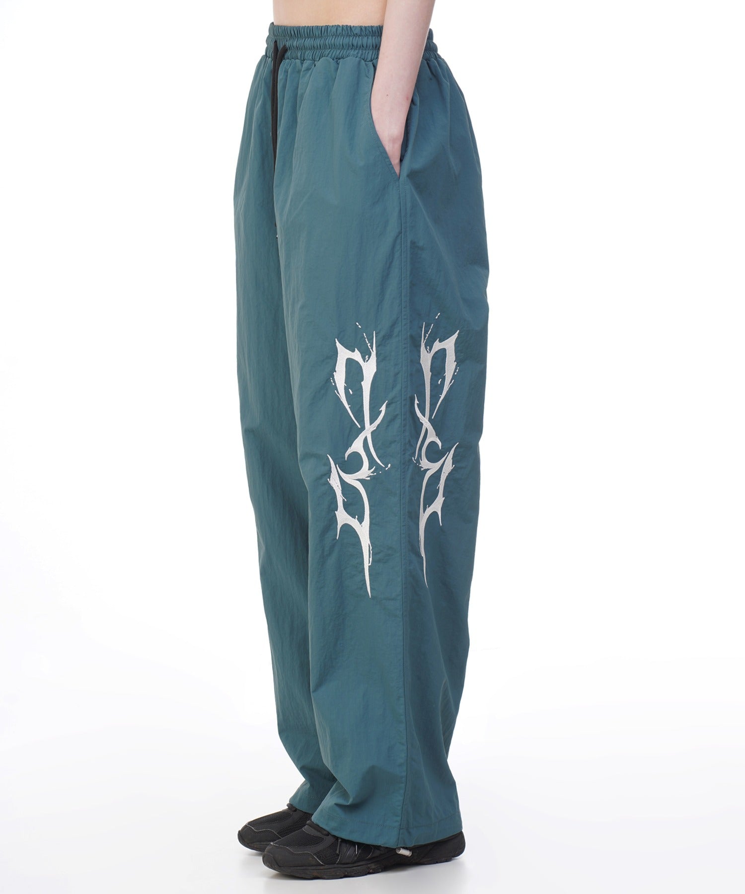 dxoh-fw-24-thunder-embroidered-logo-string-nylon-pants-blue