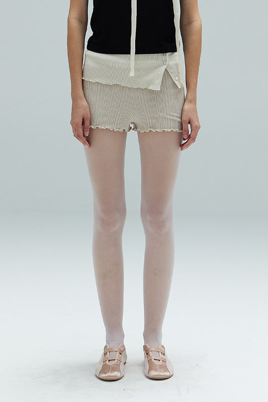 dearstalker-ss-24-amy-button-knit-shorts-beige