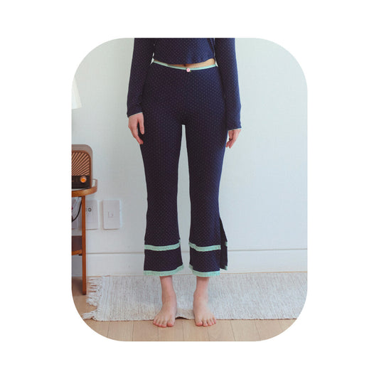 minjiena-ss-25-dots-capri-pants-navy