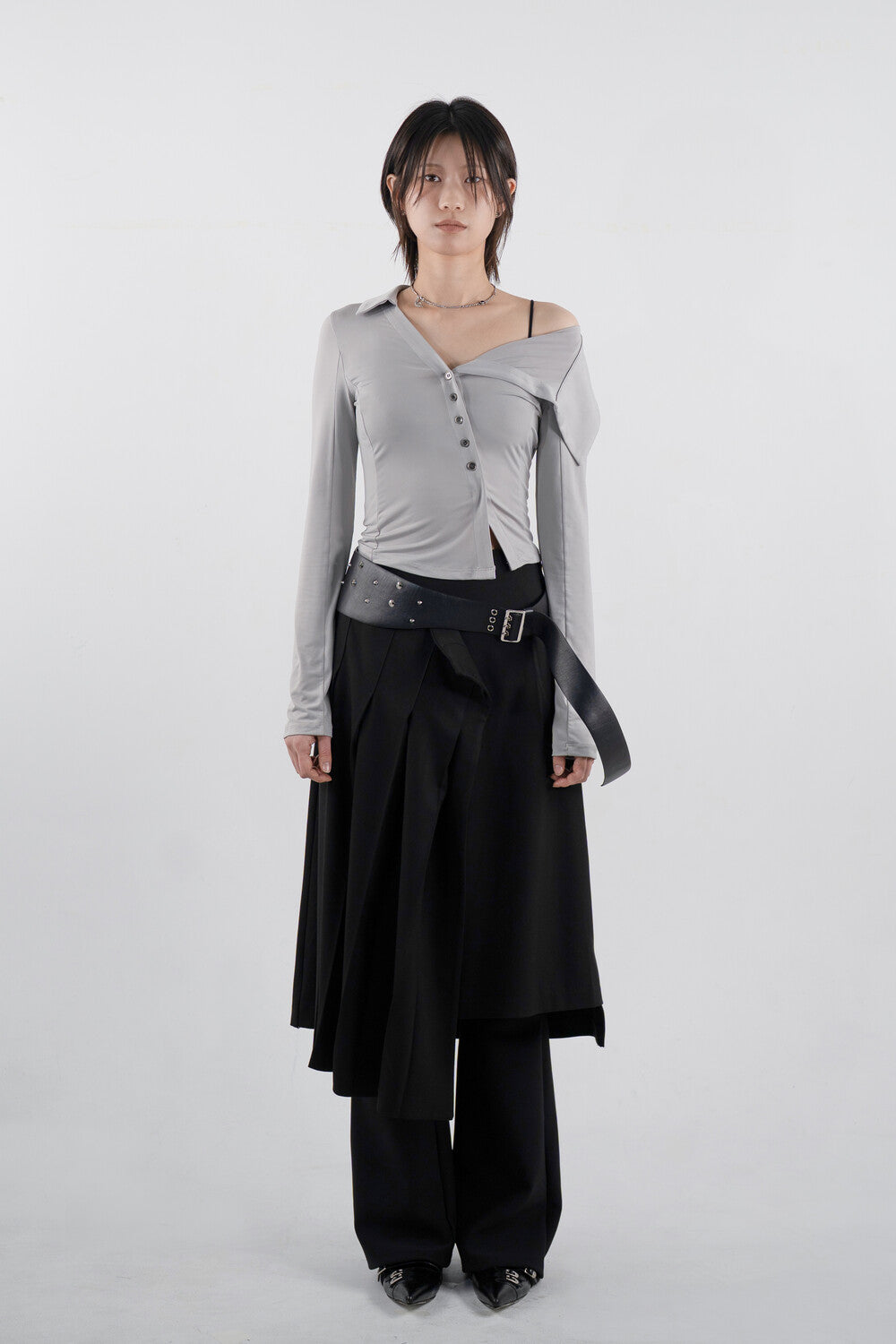 seyo-k-ss-25-laceup-detail-pleats-wrap-skirt-/-black