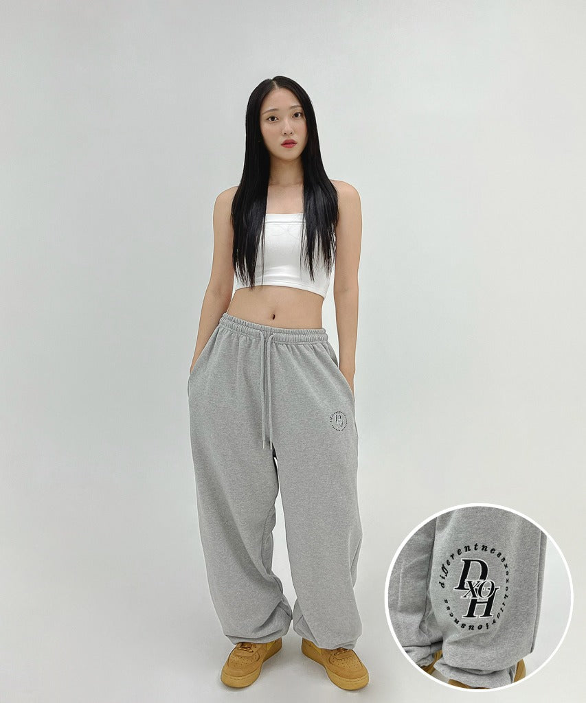 dxoh-seasonless-circle-stack-logo-long-wide-pants-grey