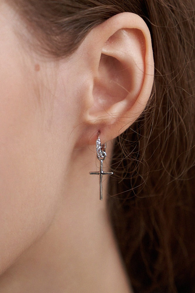 annaflair1986-seasonless-24-silver-925-bohemian-crystal-unbal-cross-earrings-2colors-ae4230026