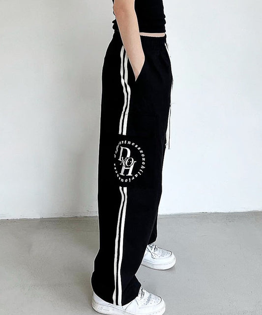 dxoh-summer-23-circle-stack-logo-cargo-track-pants-black