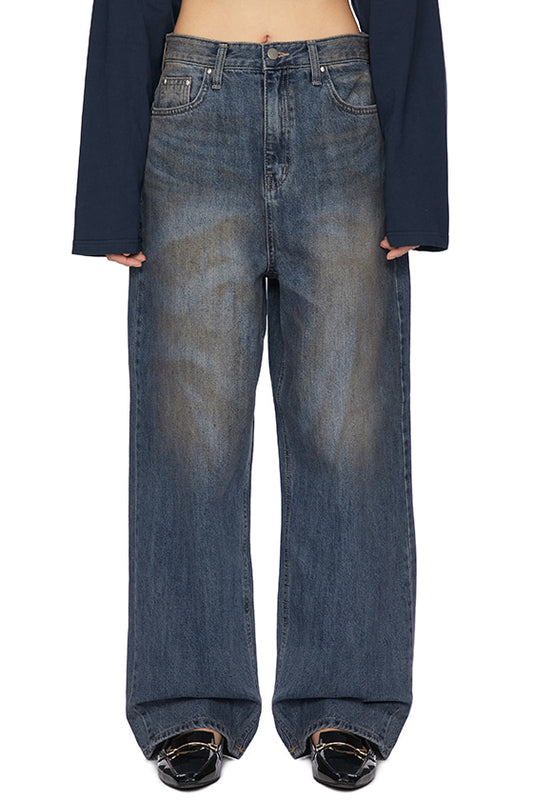 porterna-fw-23-level-washing-wide-jeans