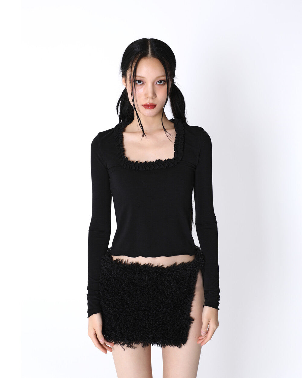 sio-fw-23-ruffle-neck-long-sleeve-top-black